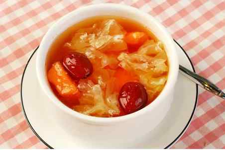 木瓜红枣莲子蜜——即补血又养颜