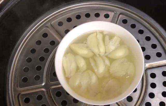 冰糖蒸蒜.jpg 冰糖蒸蒜.jpg