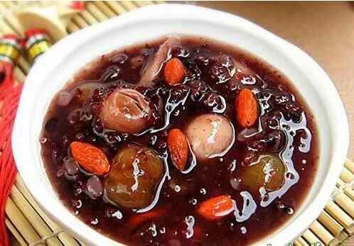 山药红枣糯米粥.jpg 山药红枣糯米粥.jpg