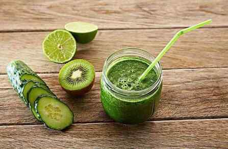 黄瓜猕猴桃汁.jpg 黄瓜猕猴桃汁.jpg