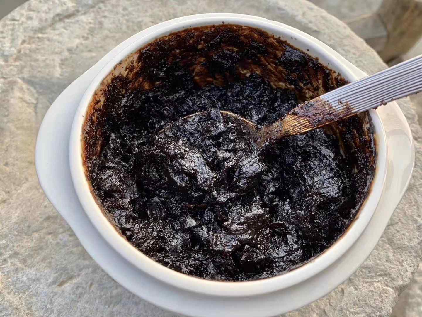 玉灵膏.jpg 玉灵膏.jpg