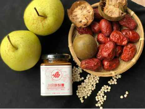 秋梨膏的功效与作用 秋梨膏原料.jpg