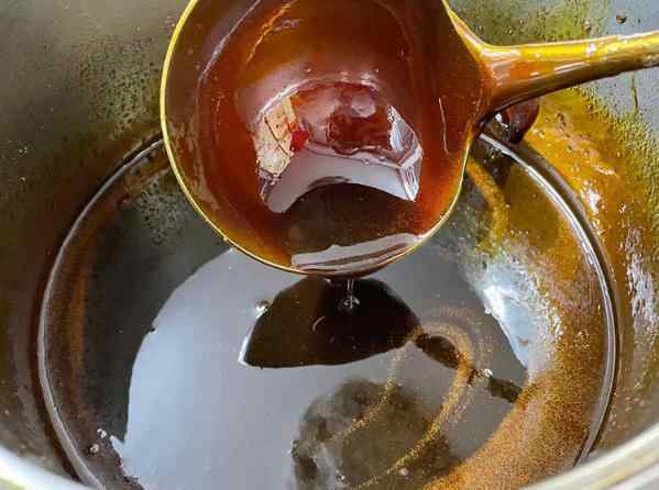 秋梨膏的功效与作用 熬好的秋梨膏