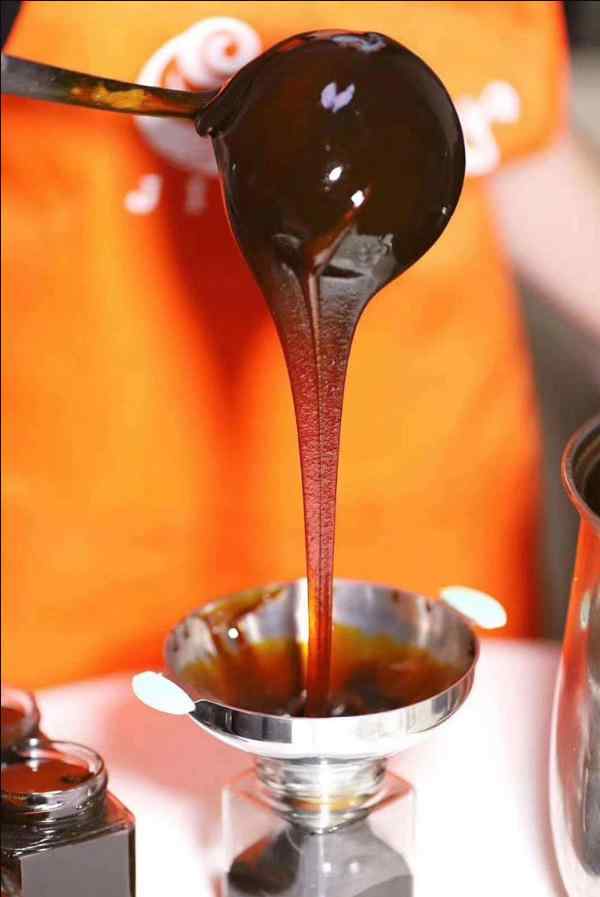 梨膏灌装 梨膏灌装