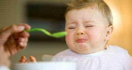 到底什么是积食？是什么引起的？又该怎么消除积食？