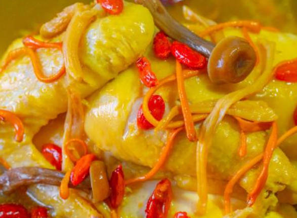 补肾推荐食谱【菌菇鸡汤】