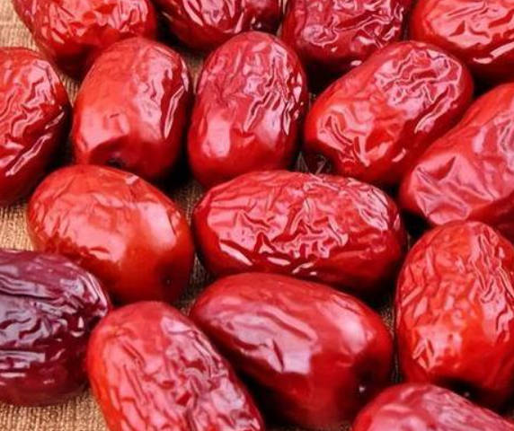 有钱没钱都要多吃，营养足补气血，慢慢找回年轻态。