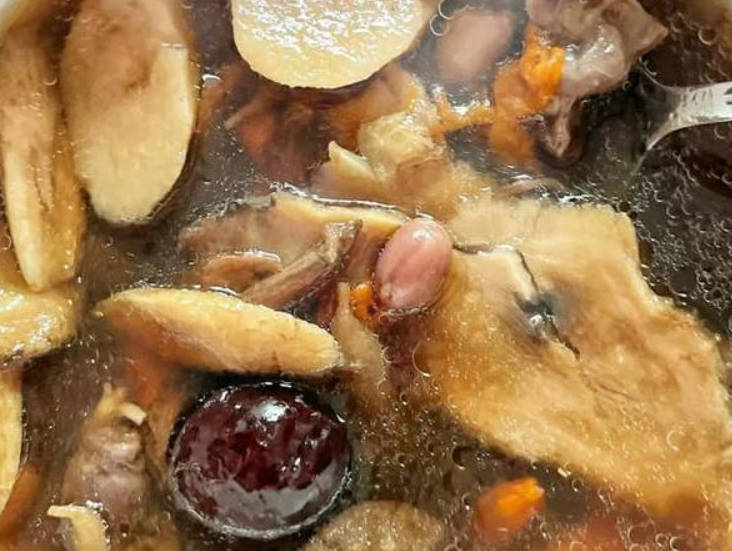 补气血食疗之红参鸽子汤