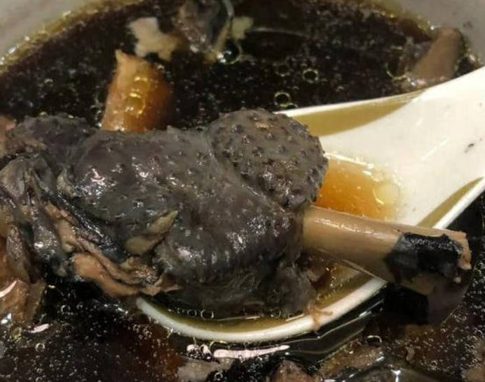 补气血食谱：乌鸡四物汤