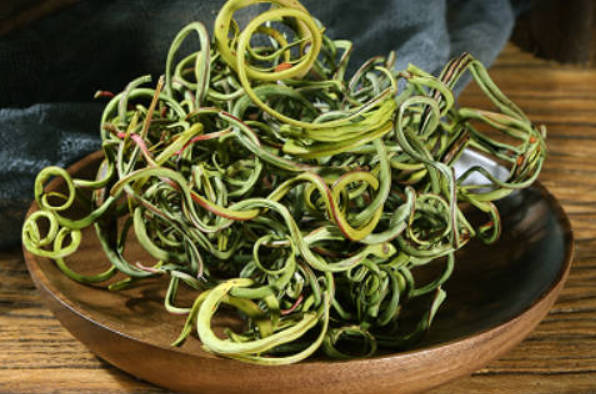 男人常喝4种茶补肾强腰