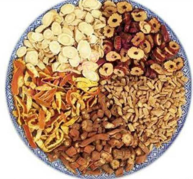  气血不足的调养与治疗