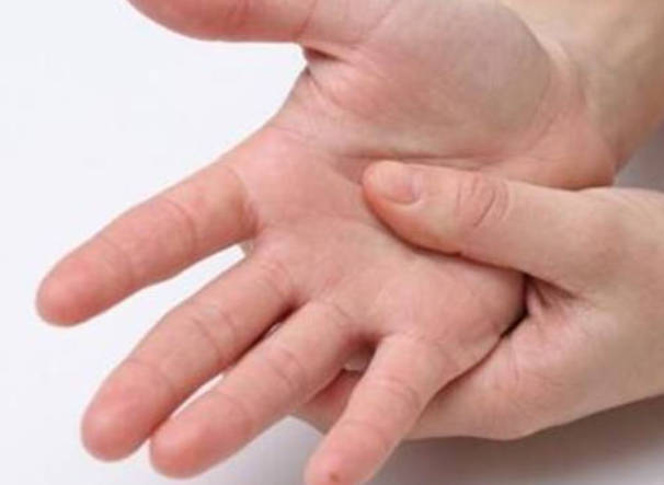 女性气血不足的症状有哪些 八大症状预示气血问题